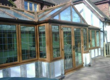 T Shape with Gable in light oak